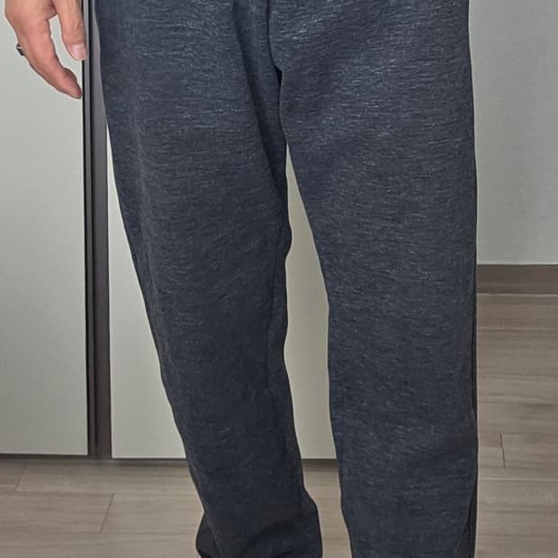 유니클로 테크핏 기모 조거 팬츠 다크 그레이(XL)