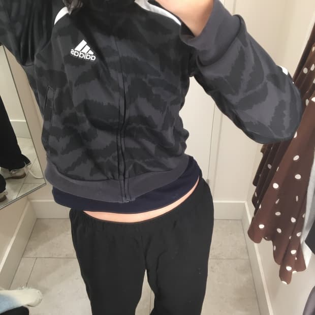 아디다스 크롭집업