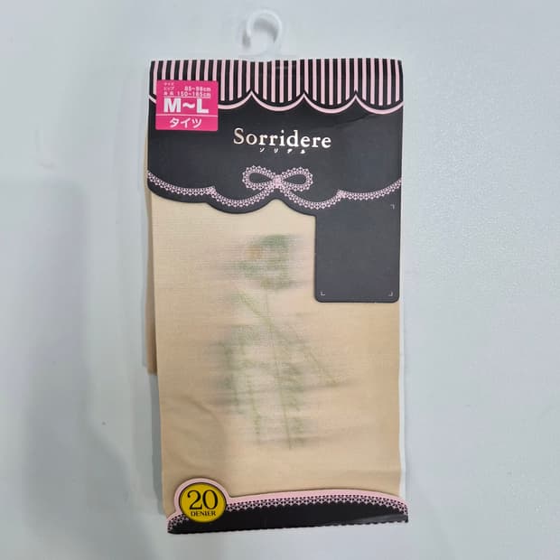 Sorridere  20데니아 스킨베이지 플라워포인트 팬티스타킹