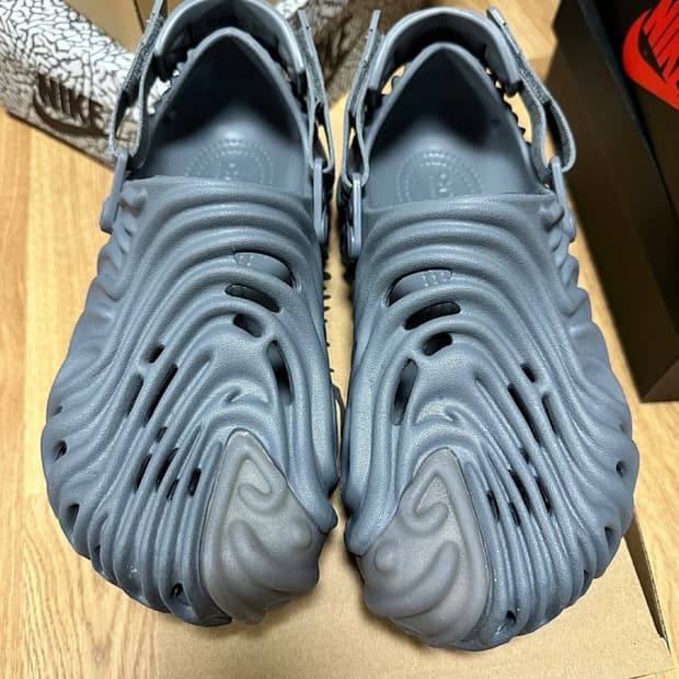 크록스나이아가라265팝니다