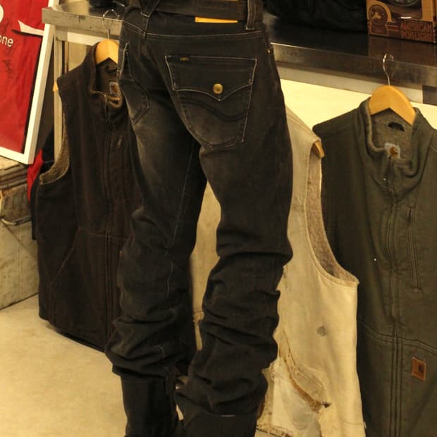 Lee boots cut