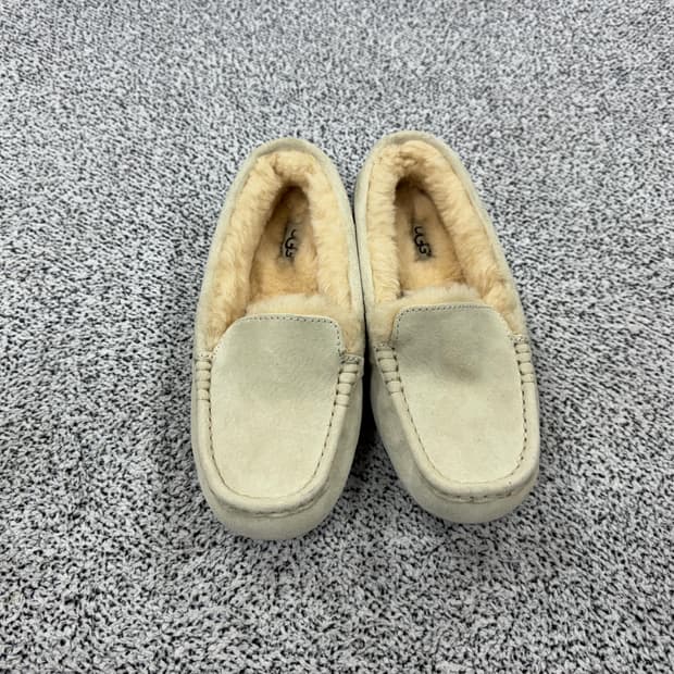 [새상품] 어그 앤슬리 모카슈즈