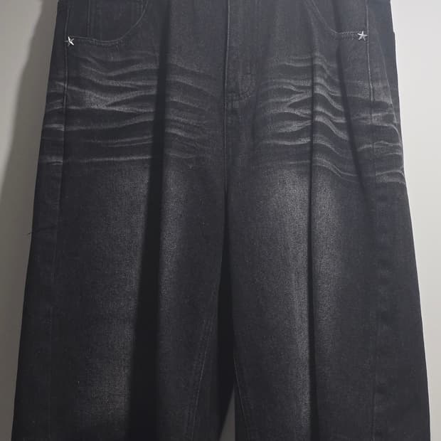 이지노이지 8부 데님 버뮤다팬츠 흑청