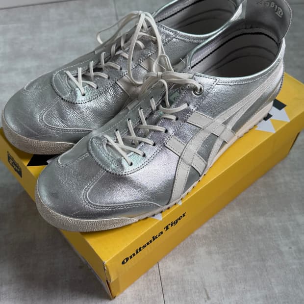 오니츠카타이거/멕시코66SD/275