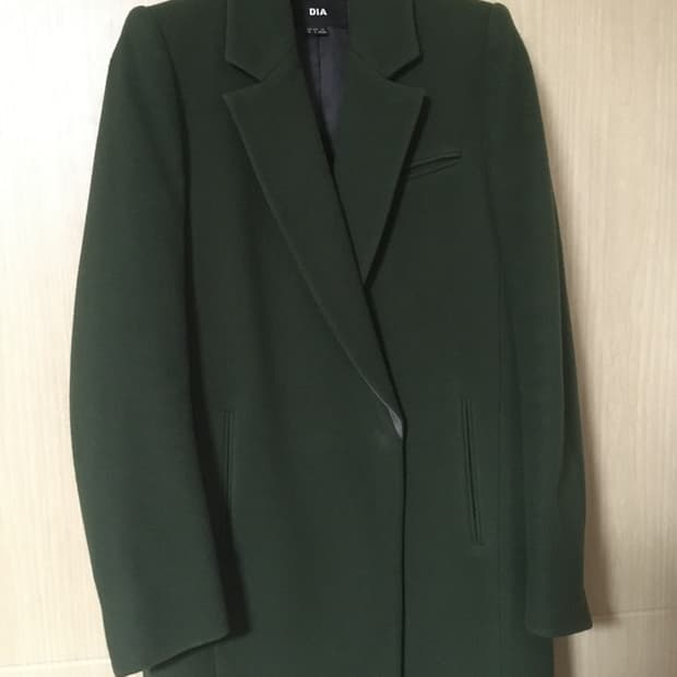 dia green coat