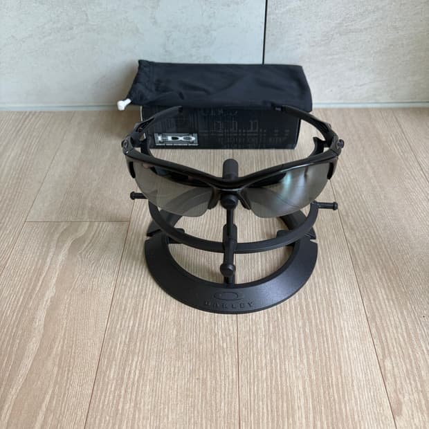 제품 : 오클리 oakley 하프자켓 half jacket 2.0 블랙