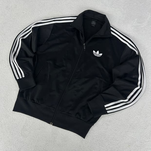 아디다스 블랙 져지 