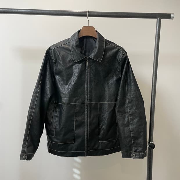 (XL) DKNY composite peel 크랙 자켓