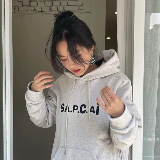 A.P.C. Sacai hoodie 아페쎄 사카이 손나은 후드티 L