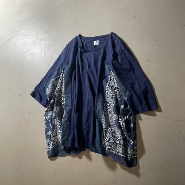 서스콰치패브릭 Bandana Panel T-shirt