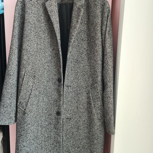 H&M 에이치엔엠 울혼방 헤링본 롱코트 팜. M(100~103)사이즈