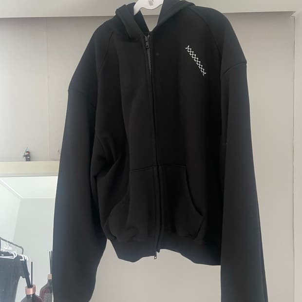 준느 후드집업m