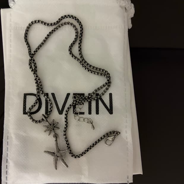 다이브인 목걸이