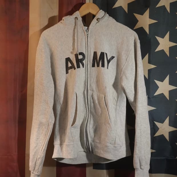 US ARMY zip up (M)