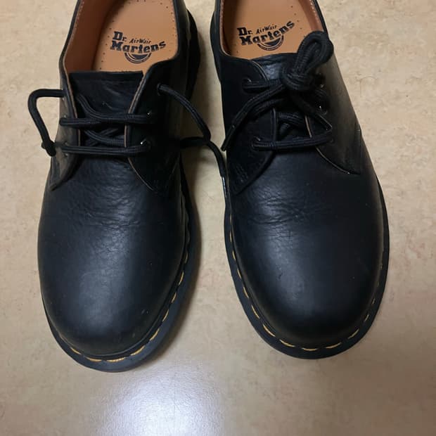 닥터마틴 1461 나파 260 팔아요. 