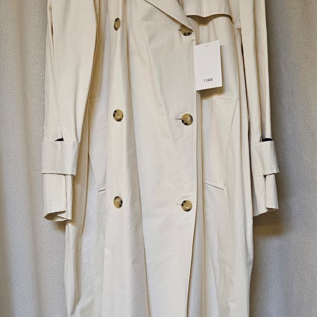 11AM 아이보리 트렌치코트 (새상품)