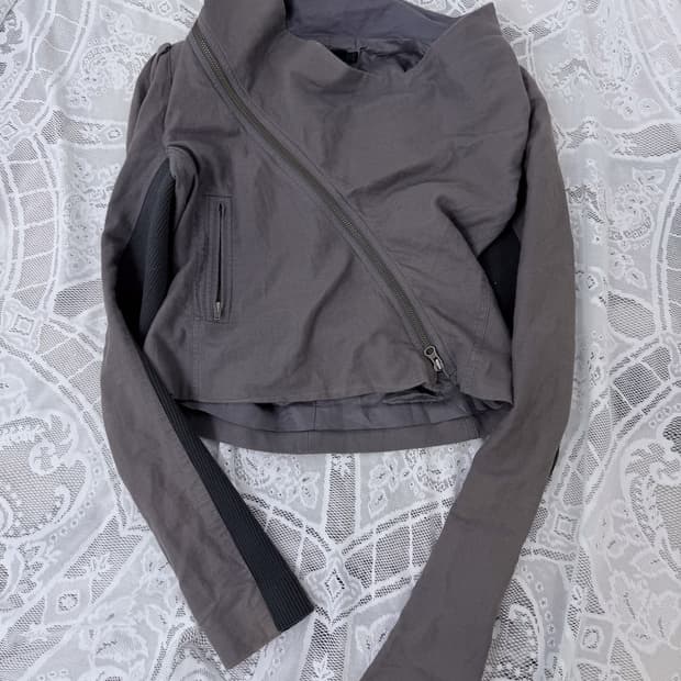 Allsaints 드레이프넥 자켓
