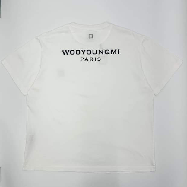 우영미 반팔 티셔츠