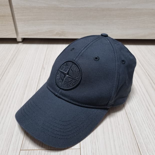 스톤아일랜드 볼캡