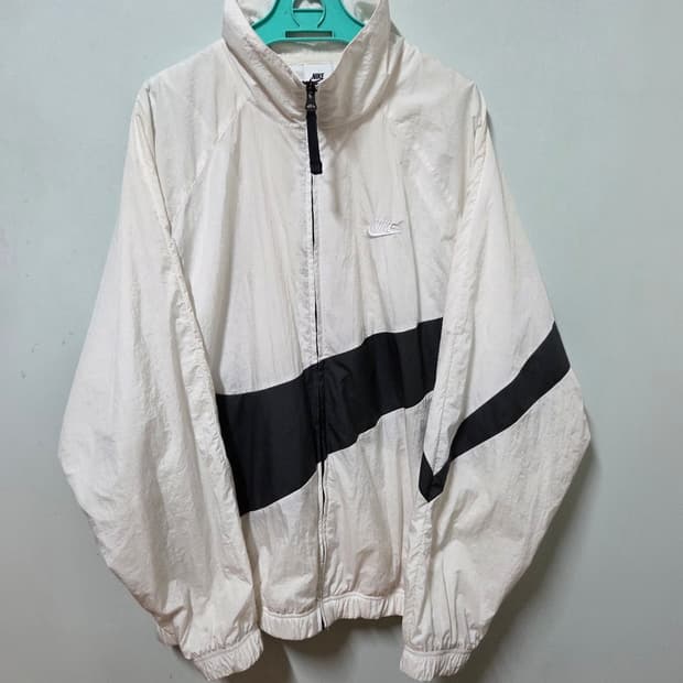 나이키 빅 스우시 바람막이(110 XXL)