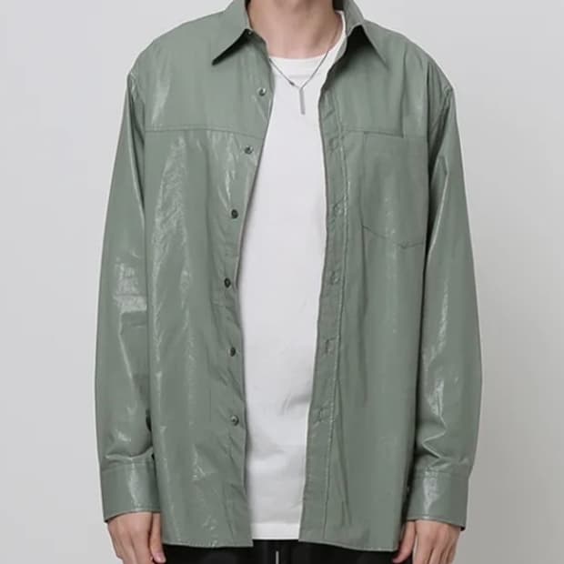 플라스틱프로덕트 코팅 셔츠 올리브