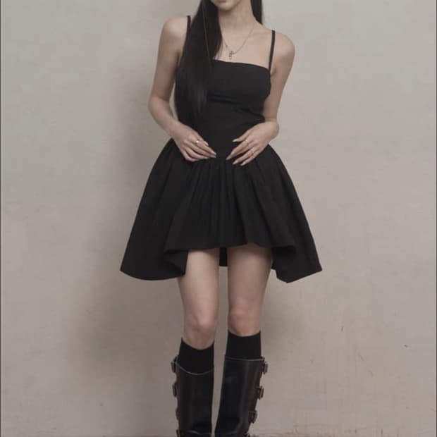 카키포인트 플레어 레이어드 미니 드레스 원피스