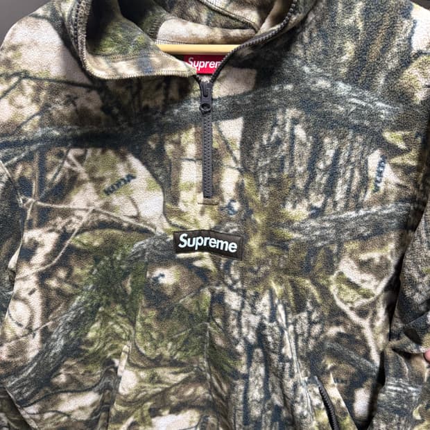 슈프림 폴라텍 카모 하프집업 후드 L 사이즈