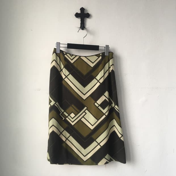 Pattern point knitted skirt