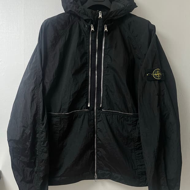 STONE ISLAND