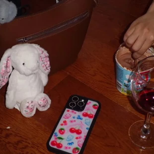 와일드플라워 케이스 아이폰 11 pro max xs 체리 새상품