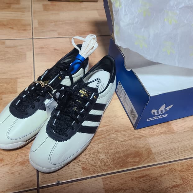 (새상품)아디다스 sl72 260(255추천)