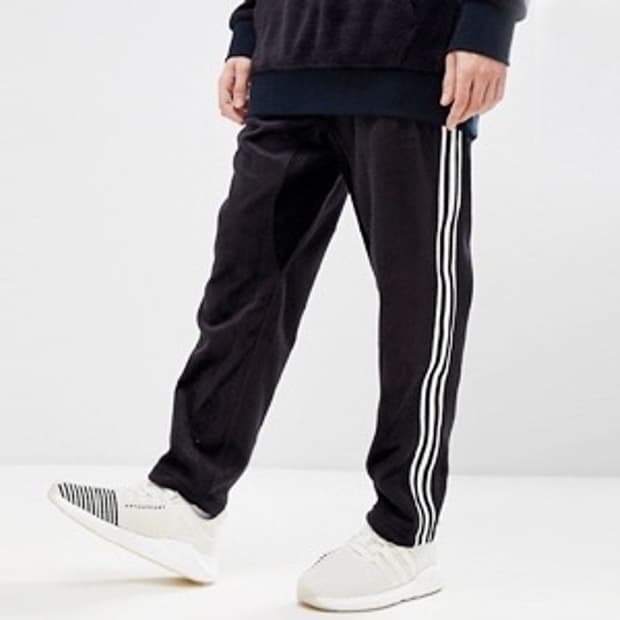 아디다스 밸루어 트랙 팬츠 M