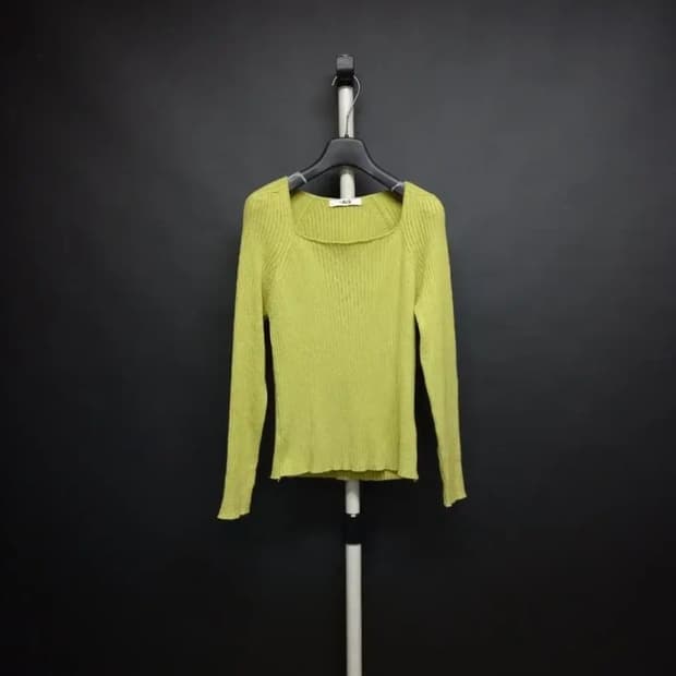 새 더엣지 춘추 골지 스퀘어넥 긴팔니트 66