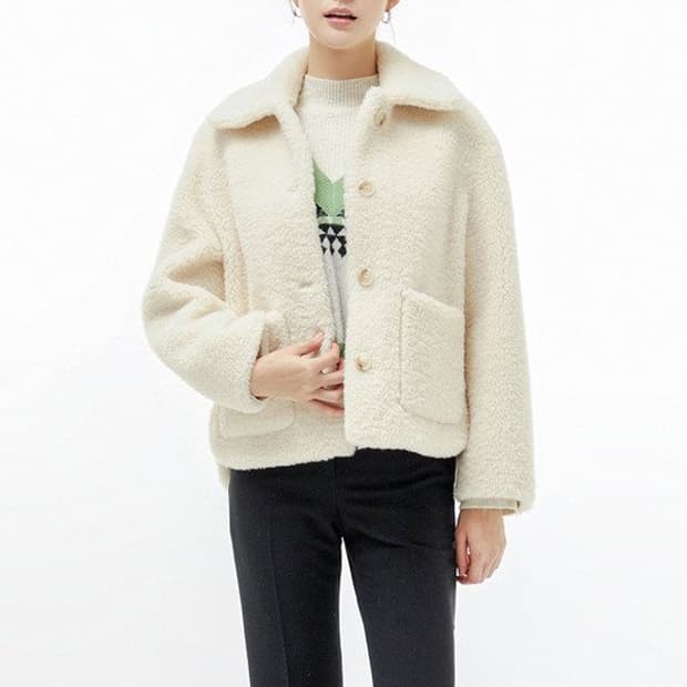 잇미샤(it MICHAA)22FW 부클 에코퍼 자켓