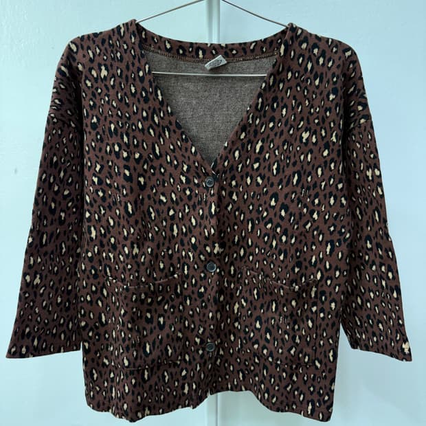 레오파드 7부 포켓 가디건