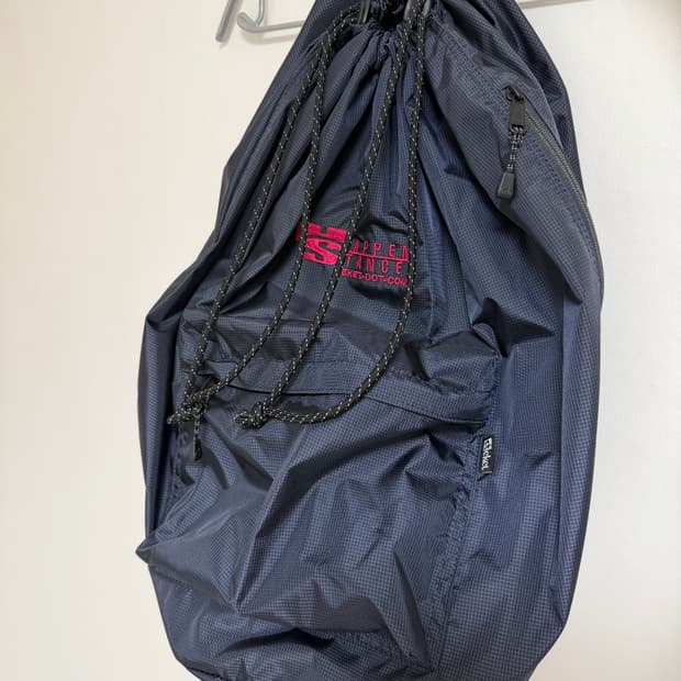 테켓 백팩 네이비 새상품