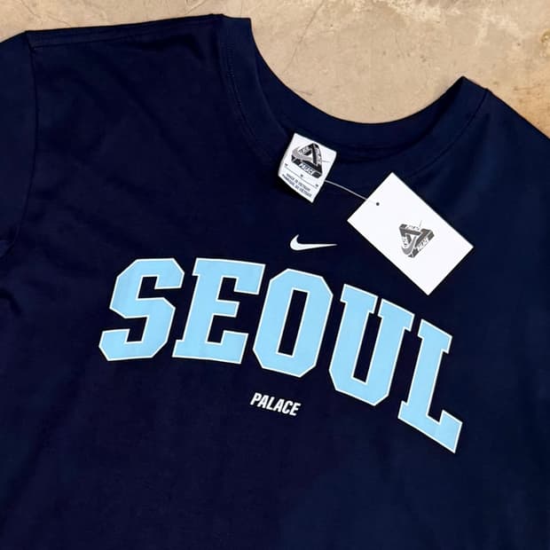 M 새상품 나이키 X 팔라스 서울 네이비 반팔티