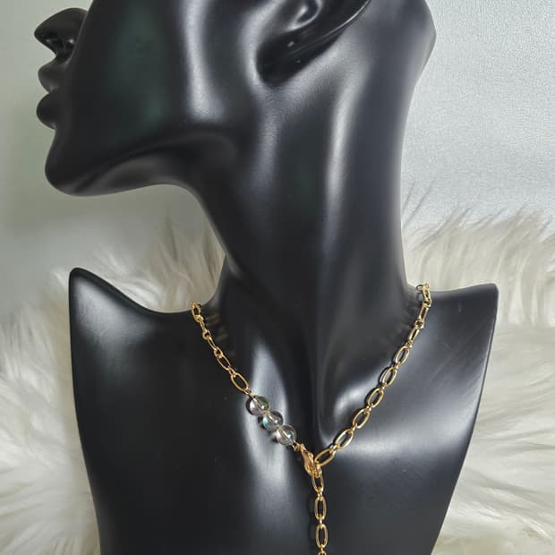 오로라 비즈 목걸이