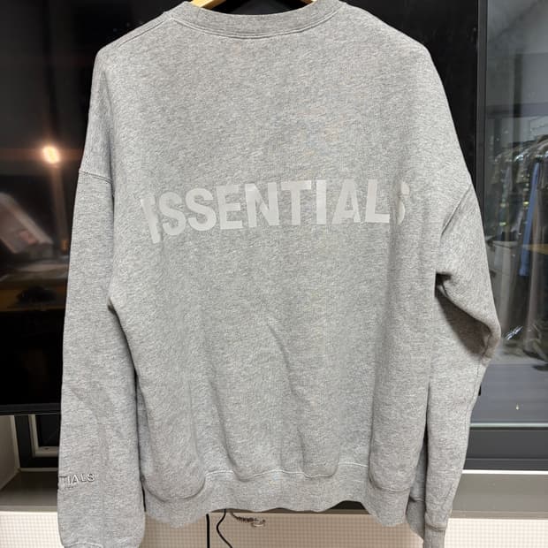 피어오브갓 에센셜 그레이 맨투맨 M