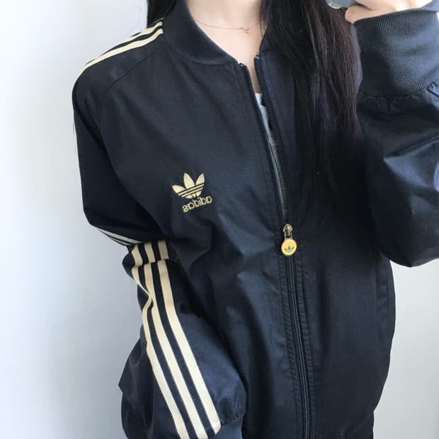 Adidas 아디다스 트위스트 블랙-골드 져지 자켓