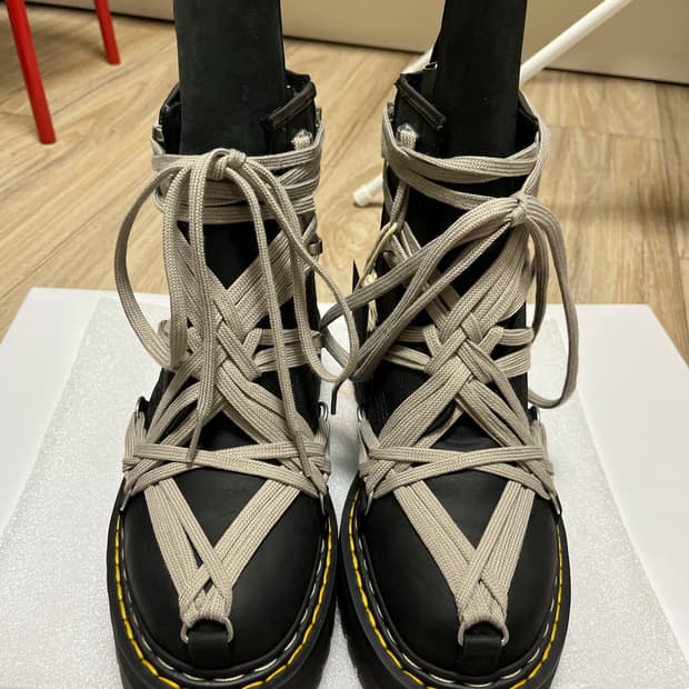 릭오웬스 닥터마틴 메가레이스 쿼드솔 270 uk8