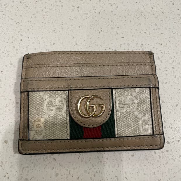 구찌 정품 카드지갑 크림베이지 저렴히 판매해요