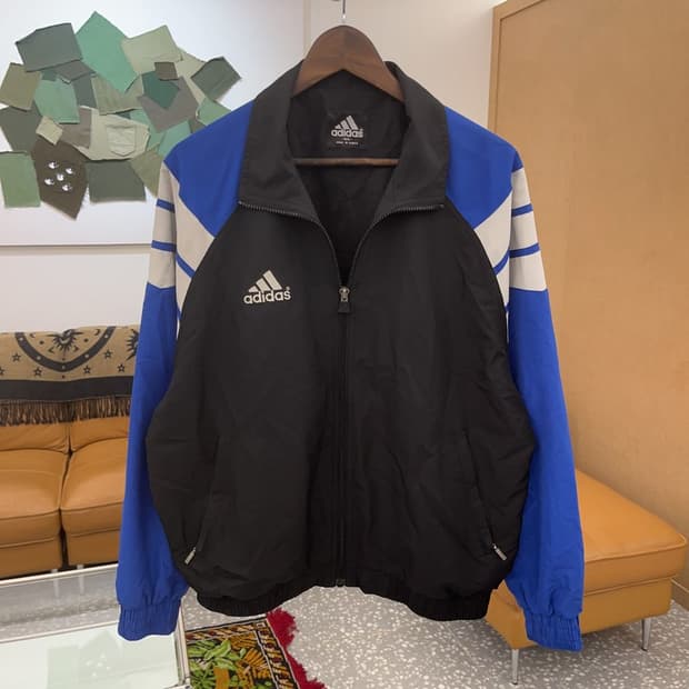 아디다스 스포츠 올드스쿨 오버핏 윈드러너 바람막이 105 C06352