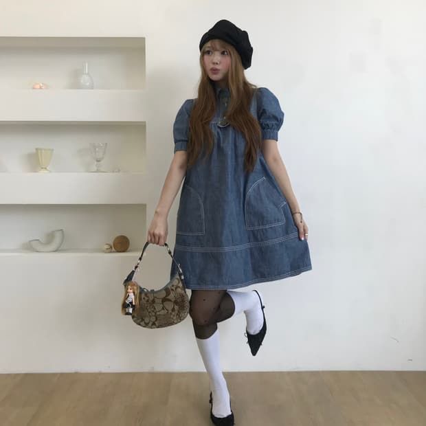 버버리 데님 빅버튼 퍼프 아일릿깔 원피스