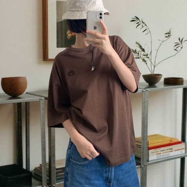 아크네 스튜디오 1/2 티셔츠 (Man XL) AB0621