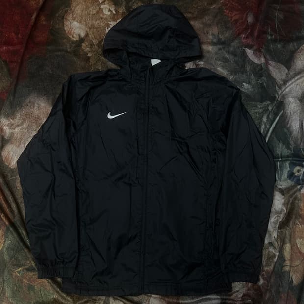 나이키 빈티지 스우시 스몰로고 블랙후드바람막이 95