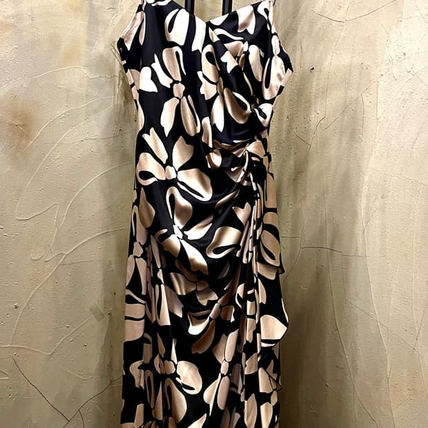 발렌티노 로마 실크 100%원피스 55~66