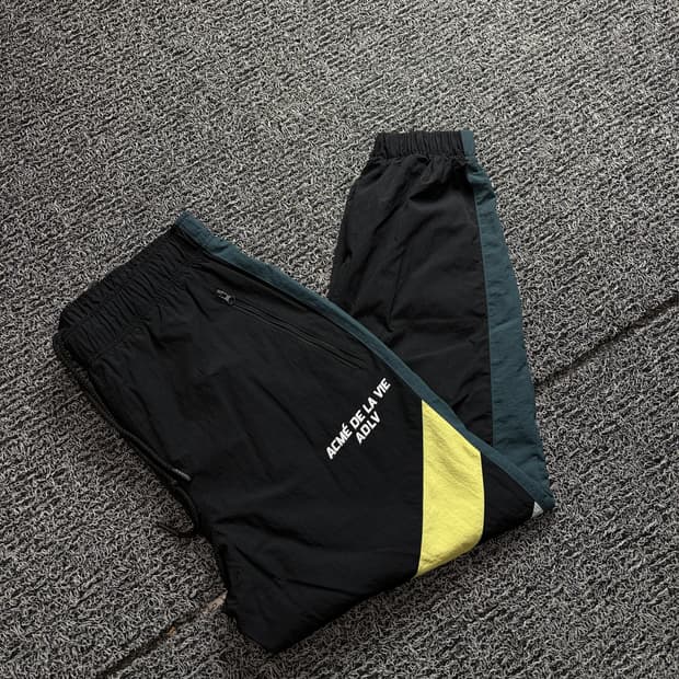 아크메드라비 멀티컬러 나일론 셋업 팬츠 2327