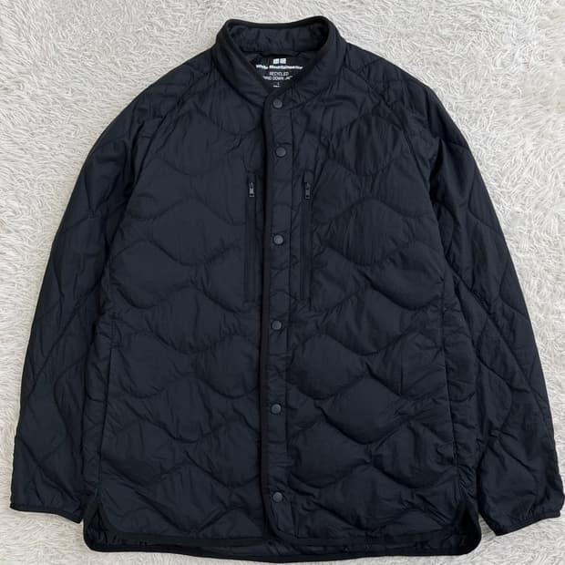 유니클로X화이트마운티니어링 경량 패딩/#3239