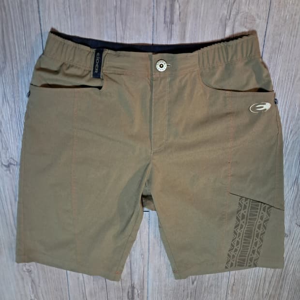 아이더 반바지 82